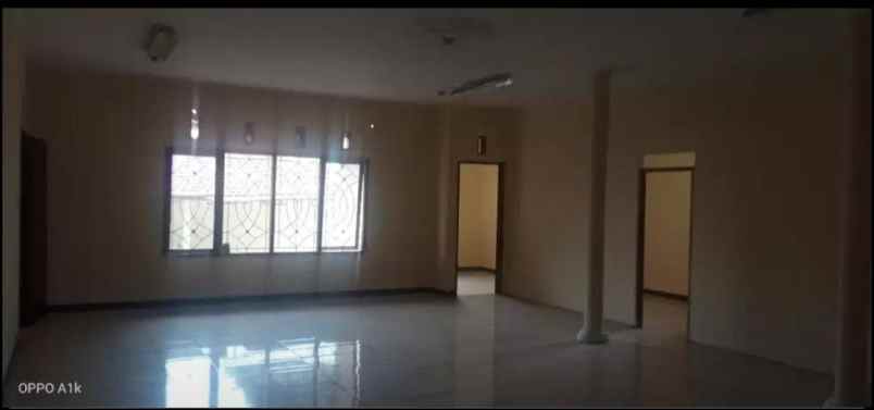 dijual rumah mainroad jl ibrahim adjie