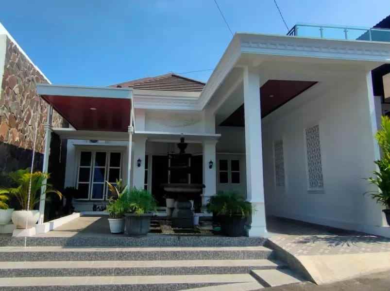 dijual rumah mangunharjo tembalang