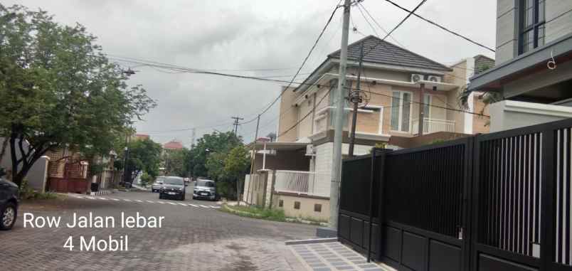 dijual rumah manyar jaya
