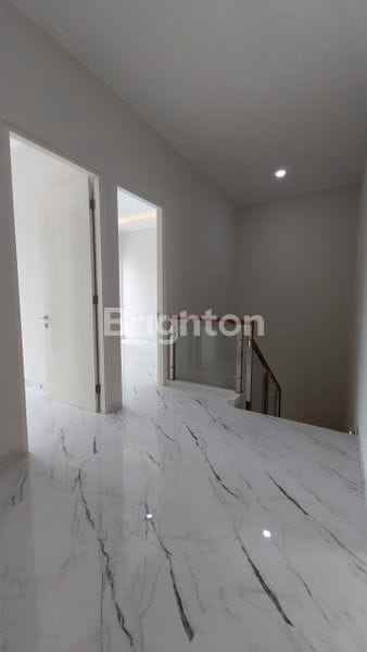 dijual rumah manyar tirtomoyo