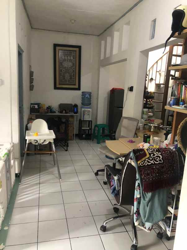 dijual rumah margahayu raya