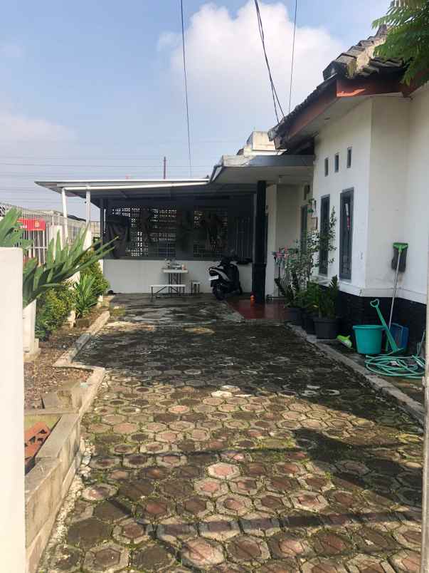 dijual rumah margahayu raya