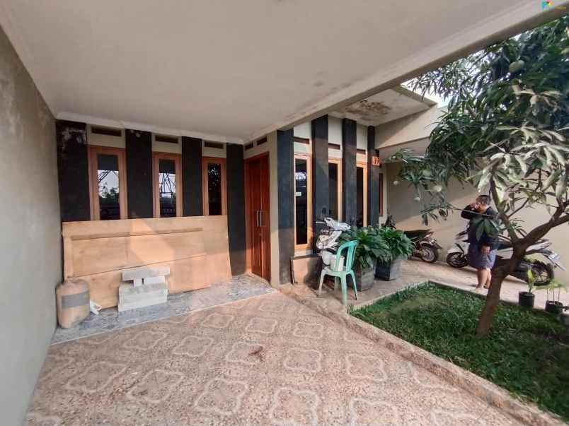 dijual rumah margawangi buahbatu kota