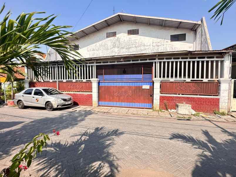 dijual rumah medayu