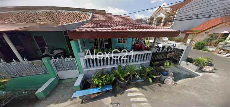 dijual rumah meruya