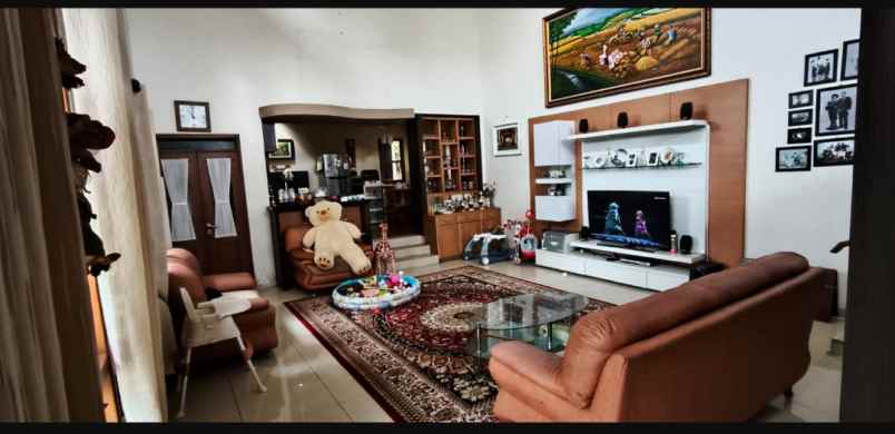 dijual rumah mewah mainroad di ciwaruga bandung barat