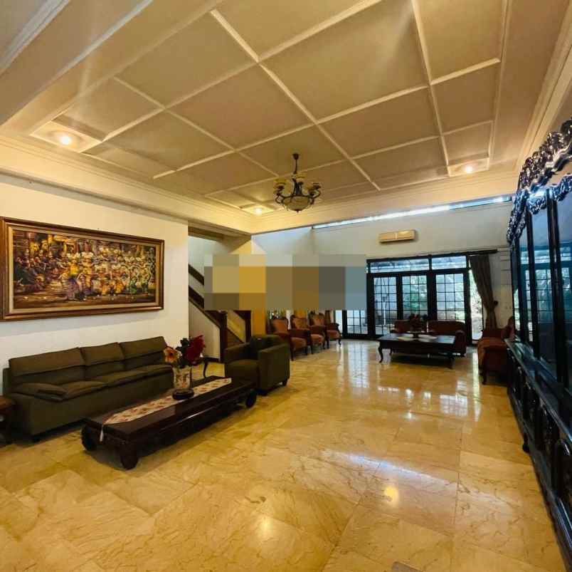 dijual rumah mewah minimalis di menteng