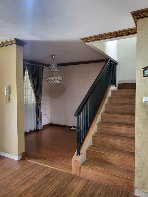 dijual rumah modern land