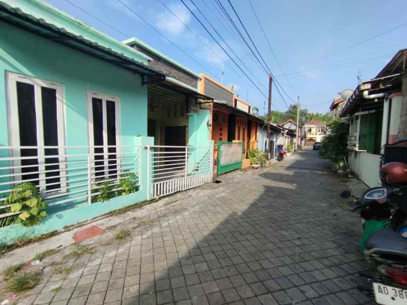 dijual rumah mojosongo jebres surakarta