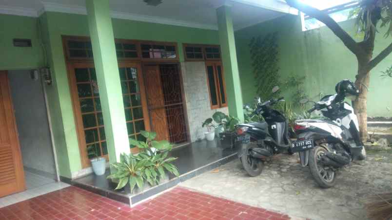 dijual rumah muara