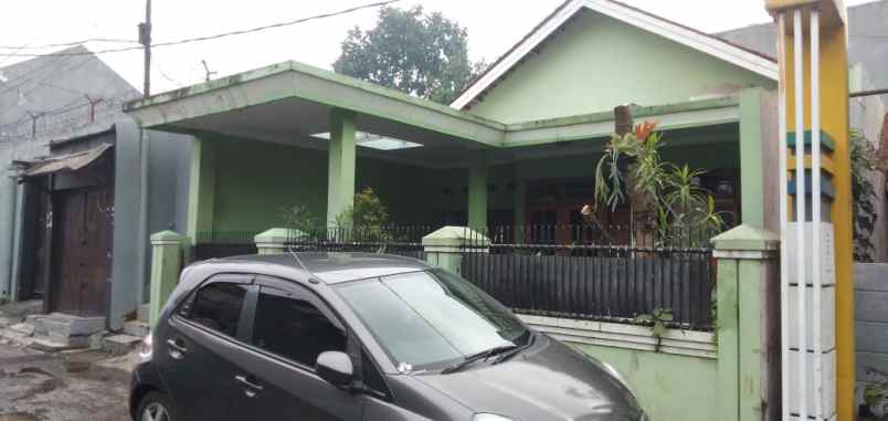 dijual rumah muara