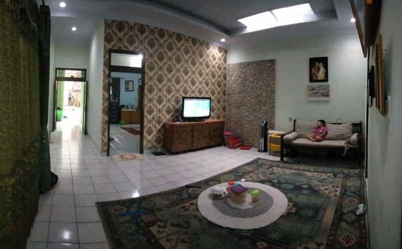 dijual rumah muara