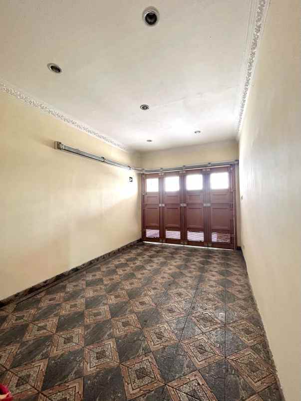 dijual rumah murah di tebet jakarta selatan