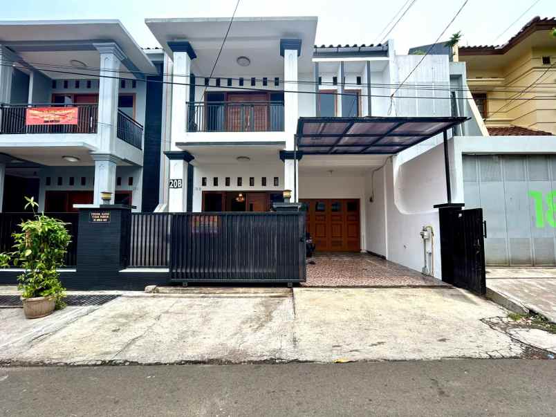 dijual rumah murah di tebet jakarta selatan