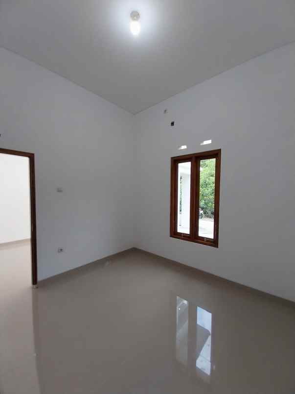 dijual rumah ngangkrik triharjo sleman