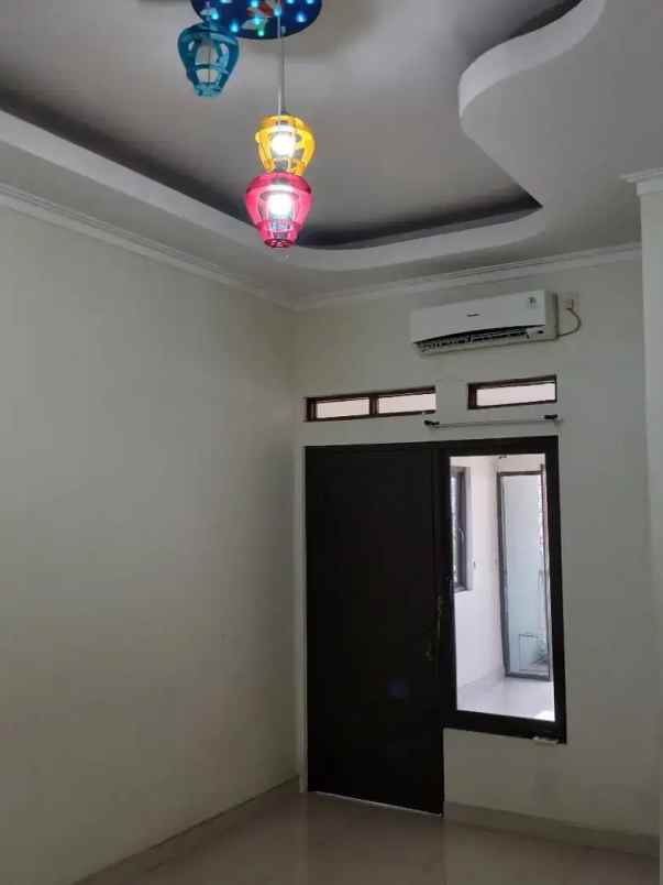 dijual rumah nusa loka bsd