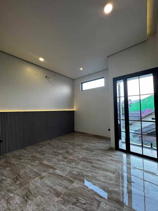 dijual rumah pamulang estate