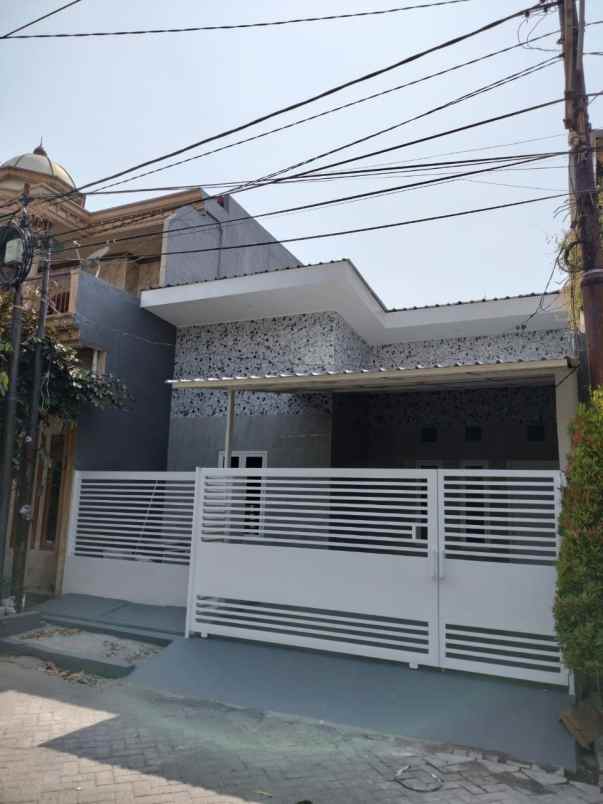 dijual rumah pandugo baru