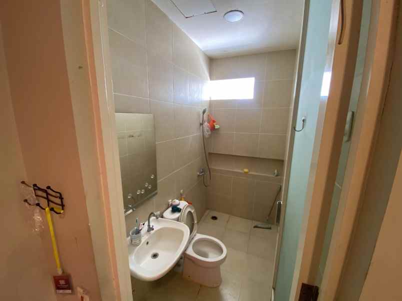 dijual rumah pantai mentari