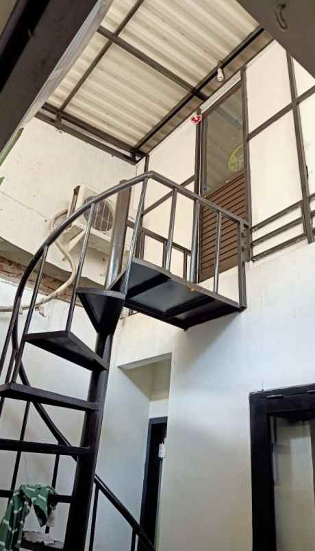 dijual rumah pantai mentari