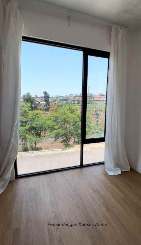 dijual rumah parongpong