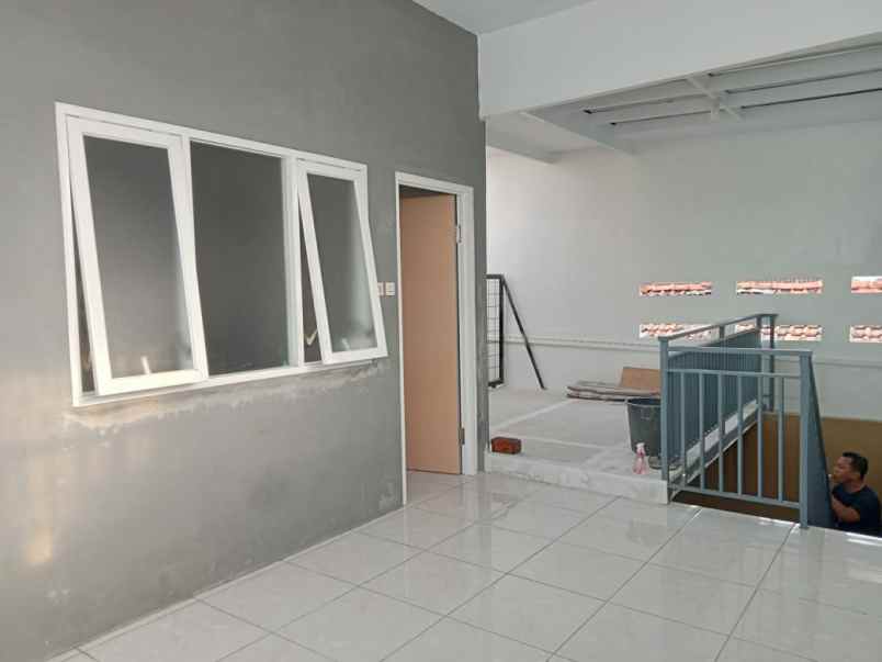 dijual rumah pasar potorono