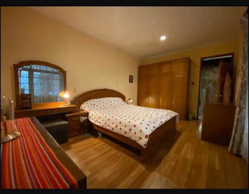 dijual rumah pasteur