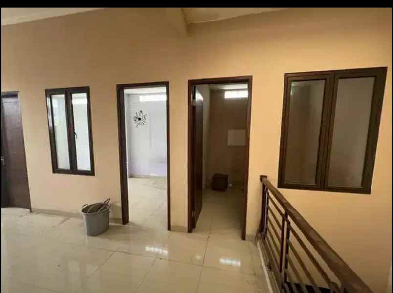 dijual rumah pekayon