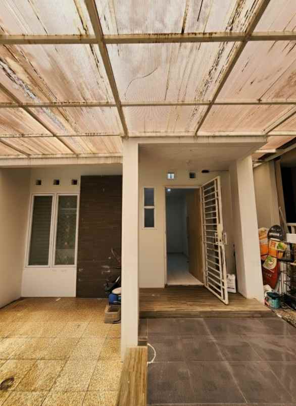 dijual rumah permata bintaro