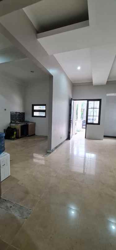 dijual rumah permata bintaro