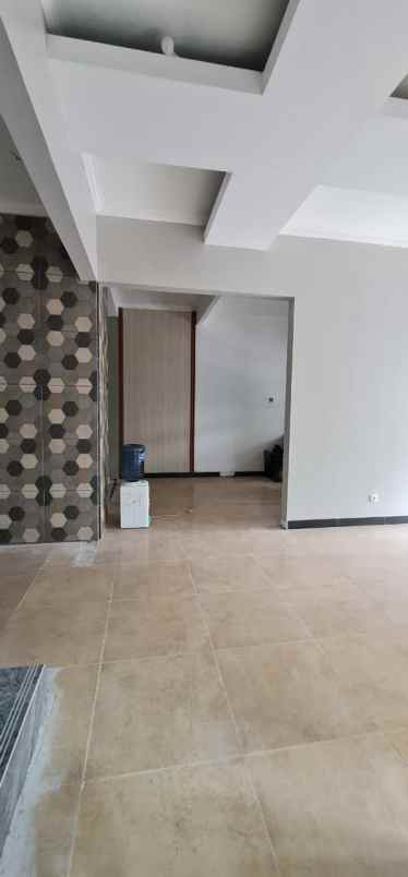 dijual rumah permata bintaro