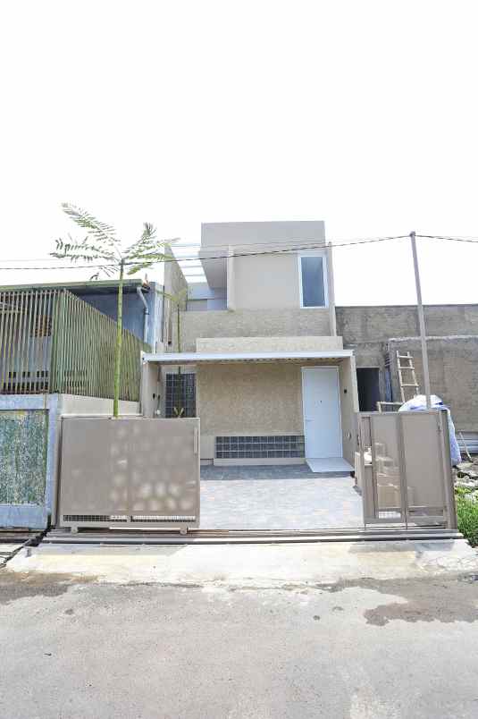 dijual rumah permata bumi cisaranten