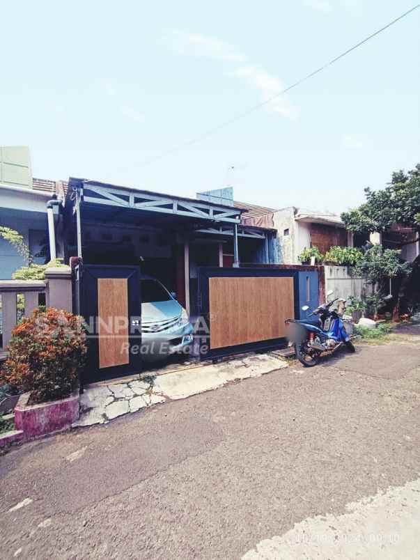 dijual rumah permata depok regency