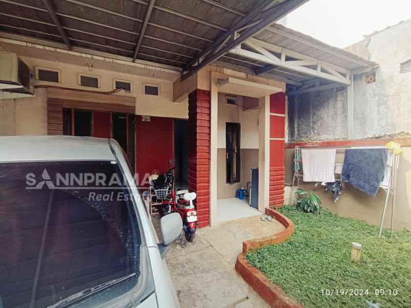 dijual rumah permata depok regency