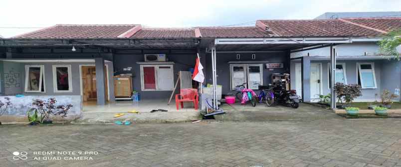 dijual rumah perum english village a 11