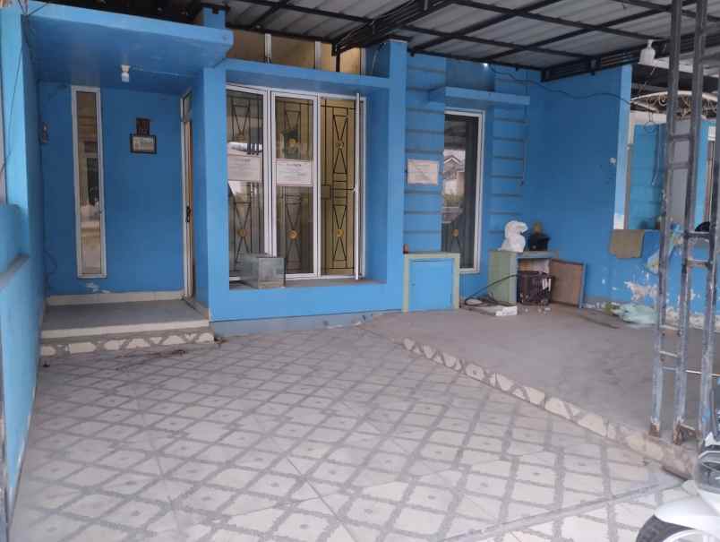 dijual rumah perum pondok ungu permai