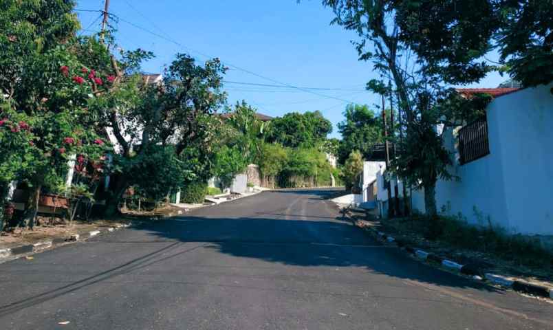 dijual rumah perum villa aster srondol