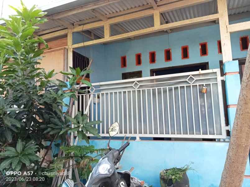 dijual rumah perum wiharta kebomas gresik