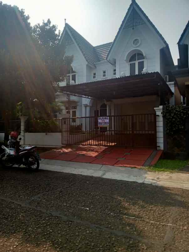 dijual rumah perumahan bukit golf riverside