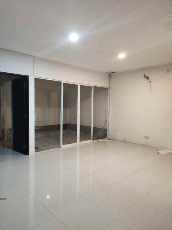 dijual rumah perumahan de casa