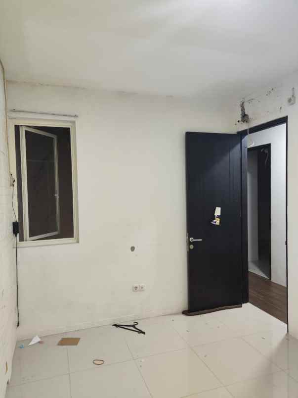 dijual rumah perumahan de casa