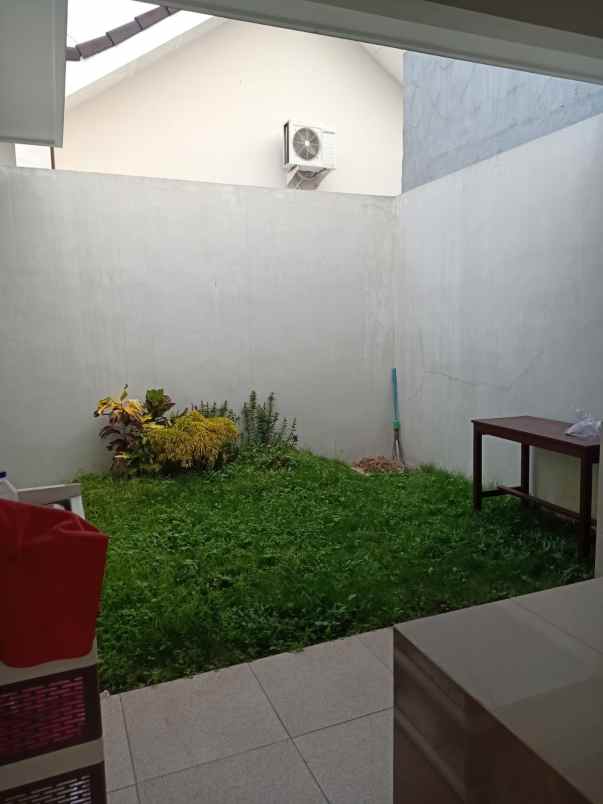 dijual rumah perumahan greenland at tidar