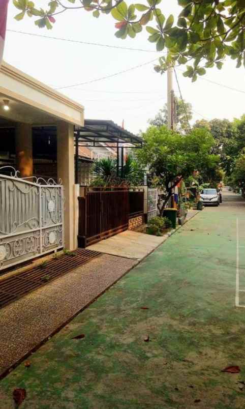 dijual rumah perumahan maharaja