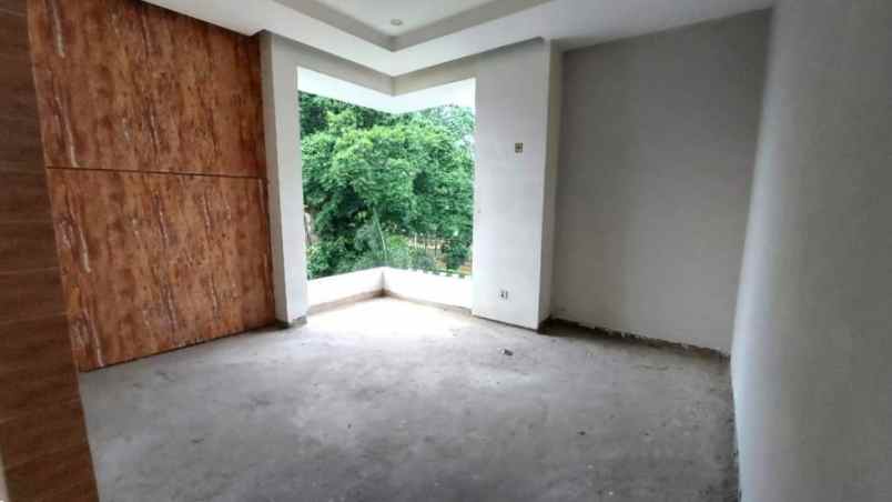 dijual rumah perumahan malaka country