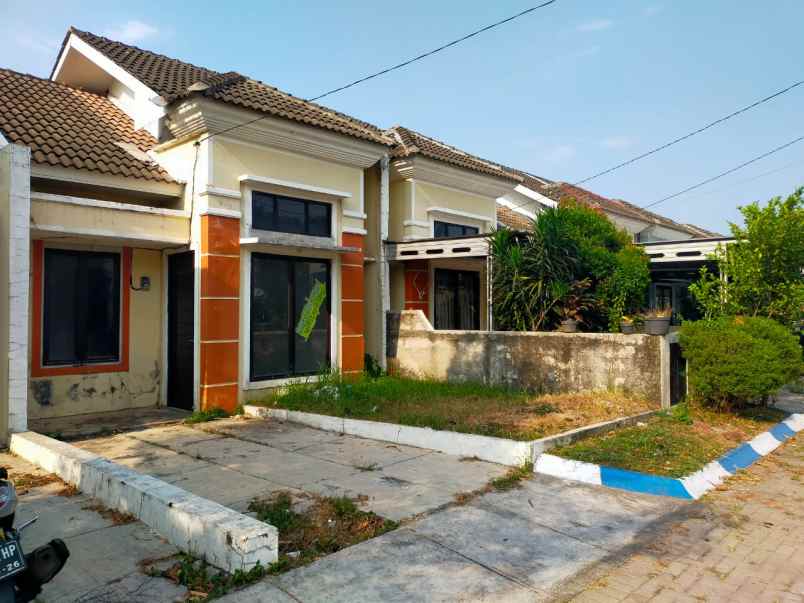 dijual rumah perumahan panorama bali