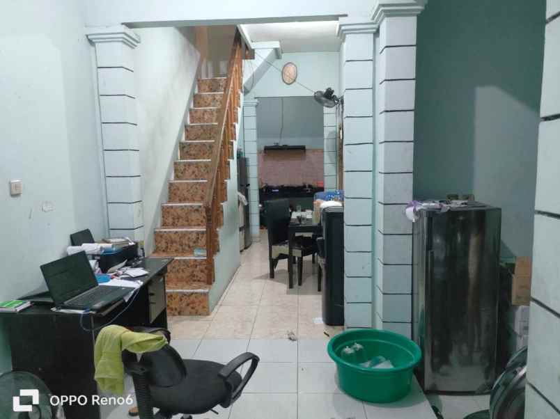 dijual rumah perumahan villa mutiara