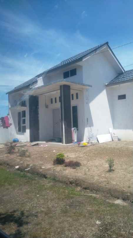 dijual rumah pesan bangun