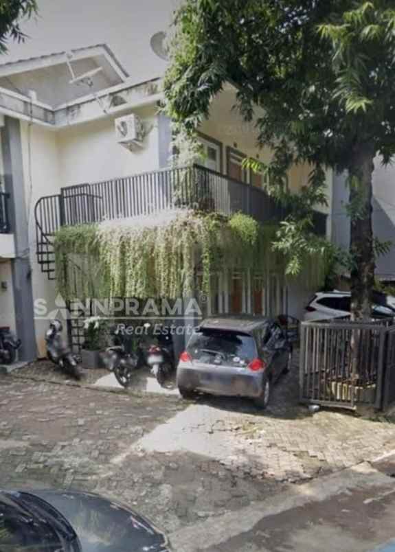 dijual rumah petukangan selatan