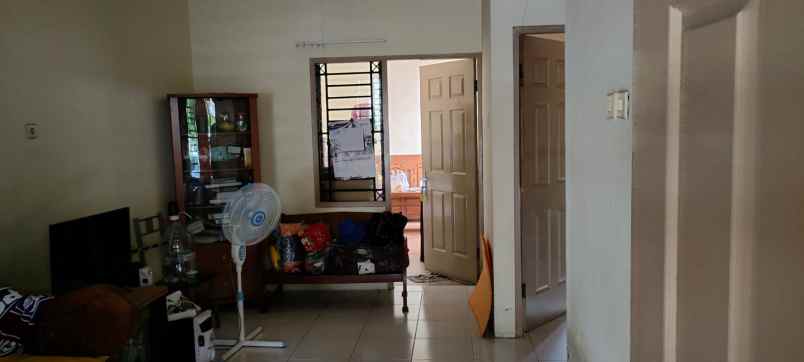 dijual rumah plamongan indah