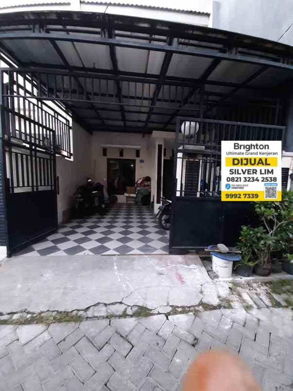 dijual rumah ploso timur